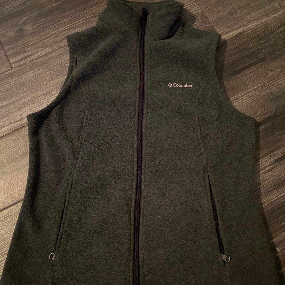 columbia vest